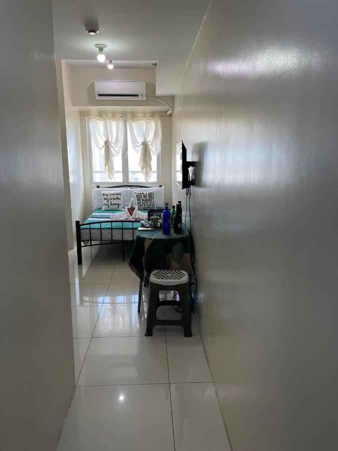 Stays At Green Residences 1 Studio Room Couples Bed With Complimentary Breakfast For 2 Manilla Buitenkant foto