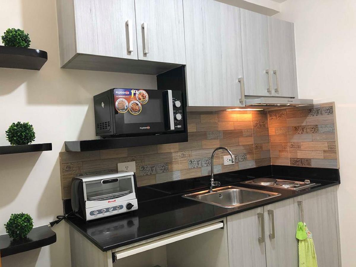 Stays At Green Residences 1 Studio Room Couples Bed With Complimentary Breakfast For 2 Manilla Buitenkant foto