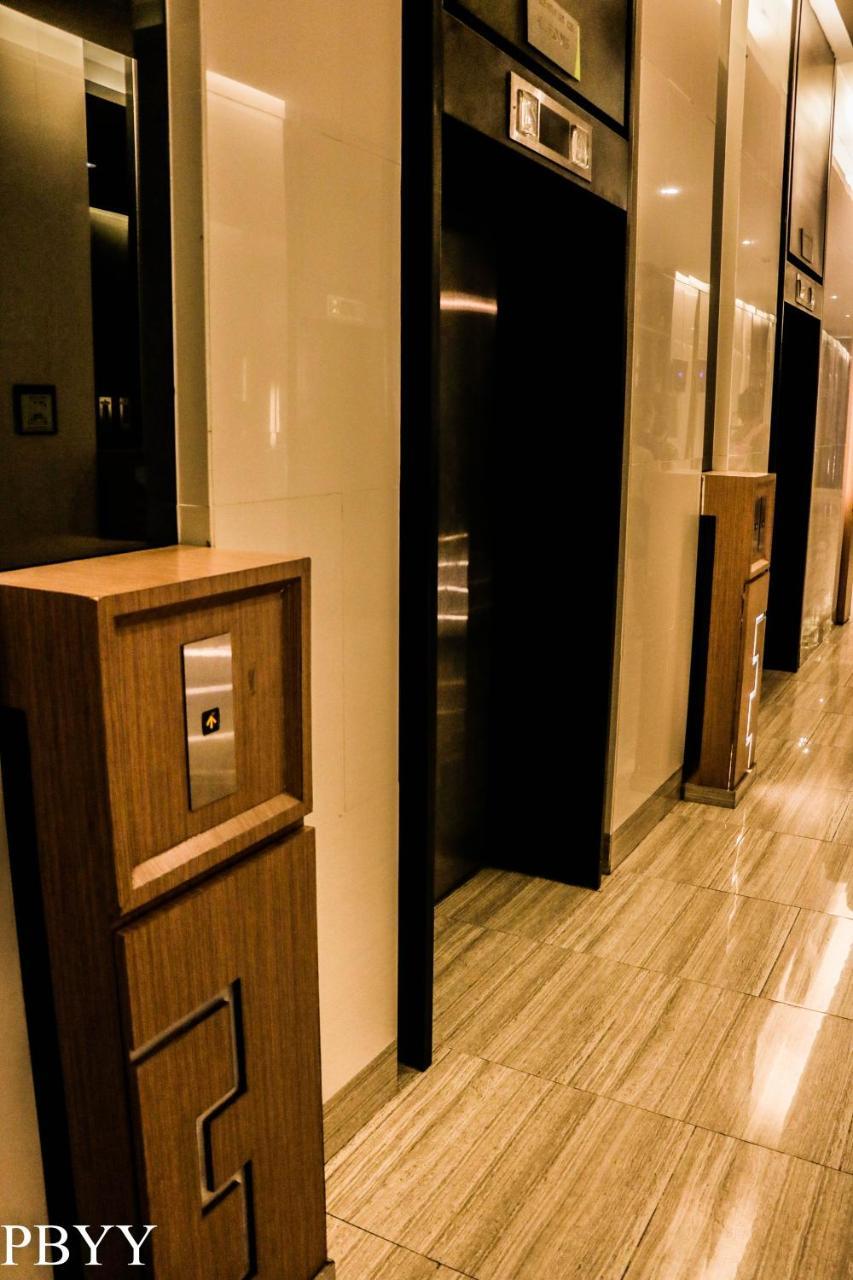 Stays At Green Residences 1 Studio Room Couples Bed With Complimentary Breakfast For 2 Manilla Buitenkant foto